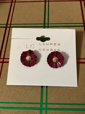 LC Lauren Conrad Plum Flower Stud Earrings with Gold Centers